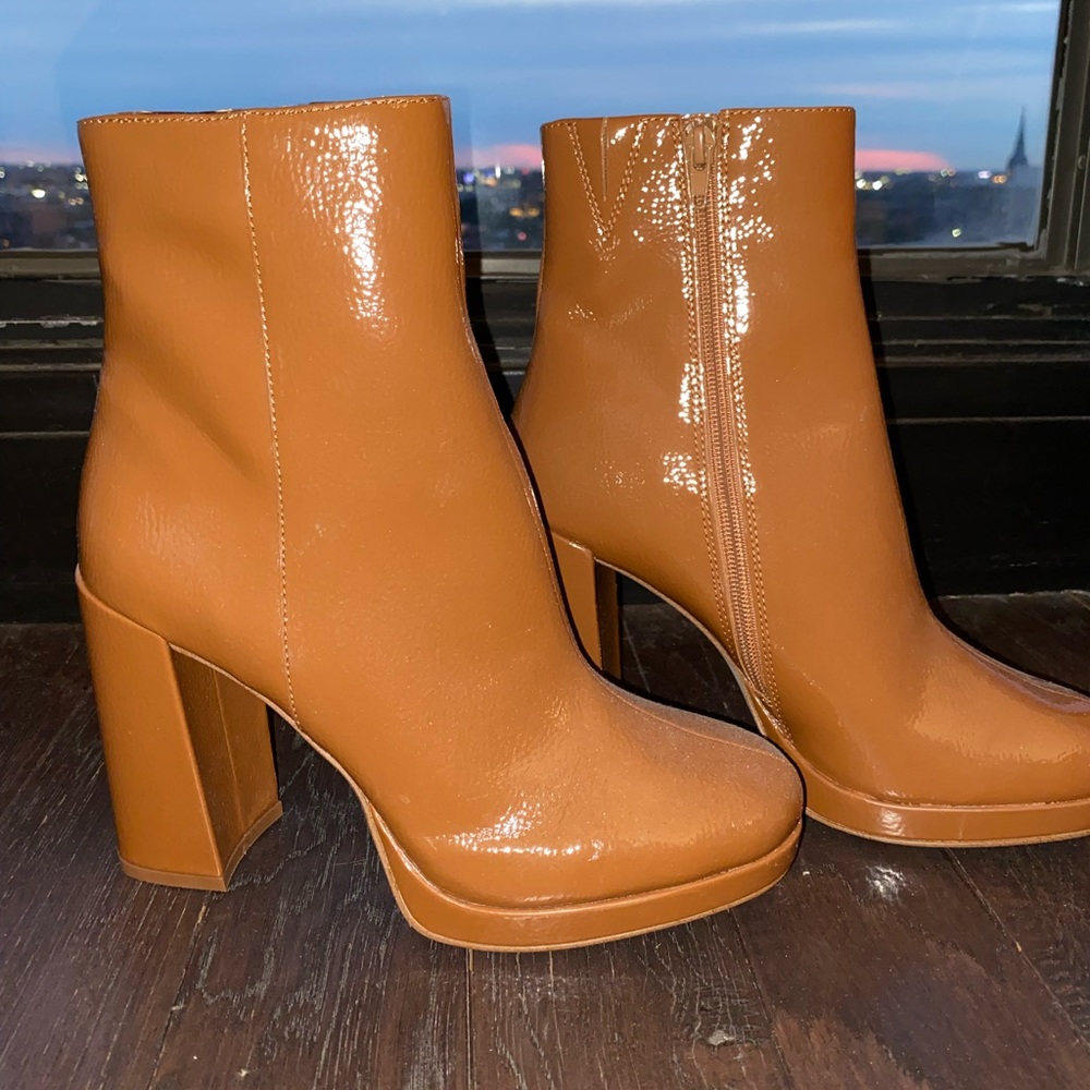 Steve Madden Brown Platform Wedges